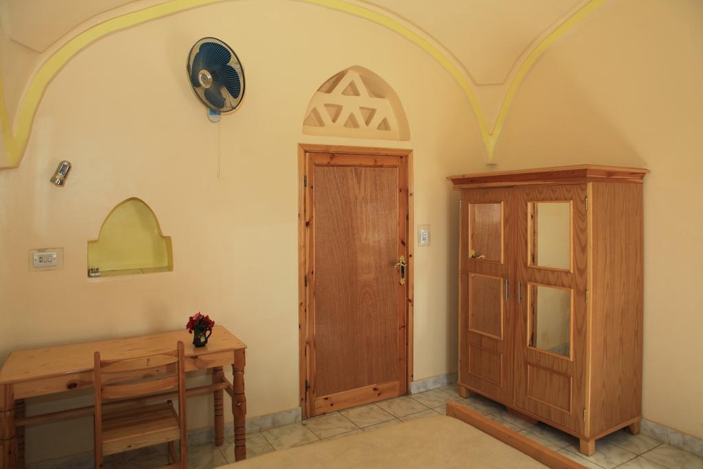 El Fayrouz Hotel Luxor Szoba fotó