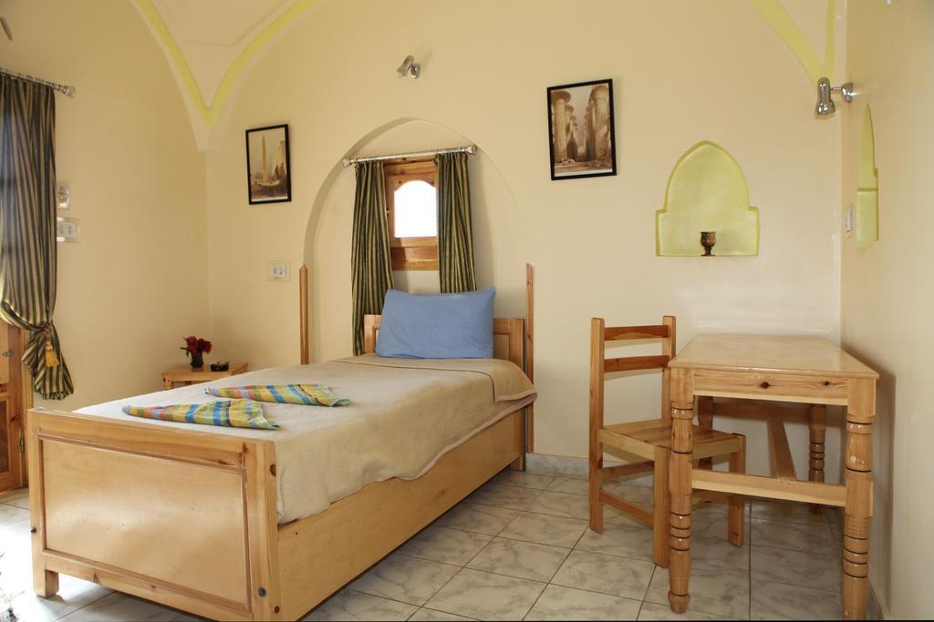El Fayrouz Hotel Luxor Szoba fotó