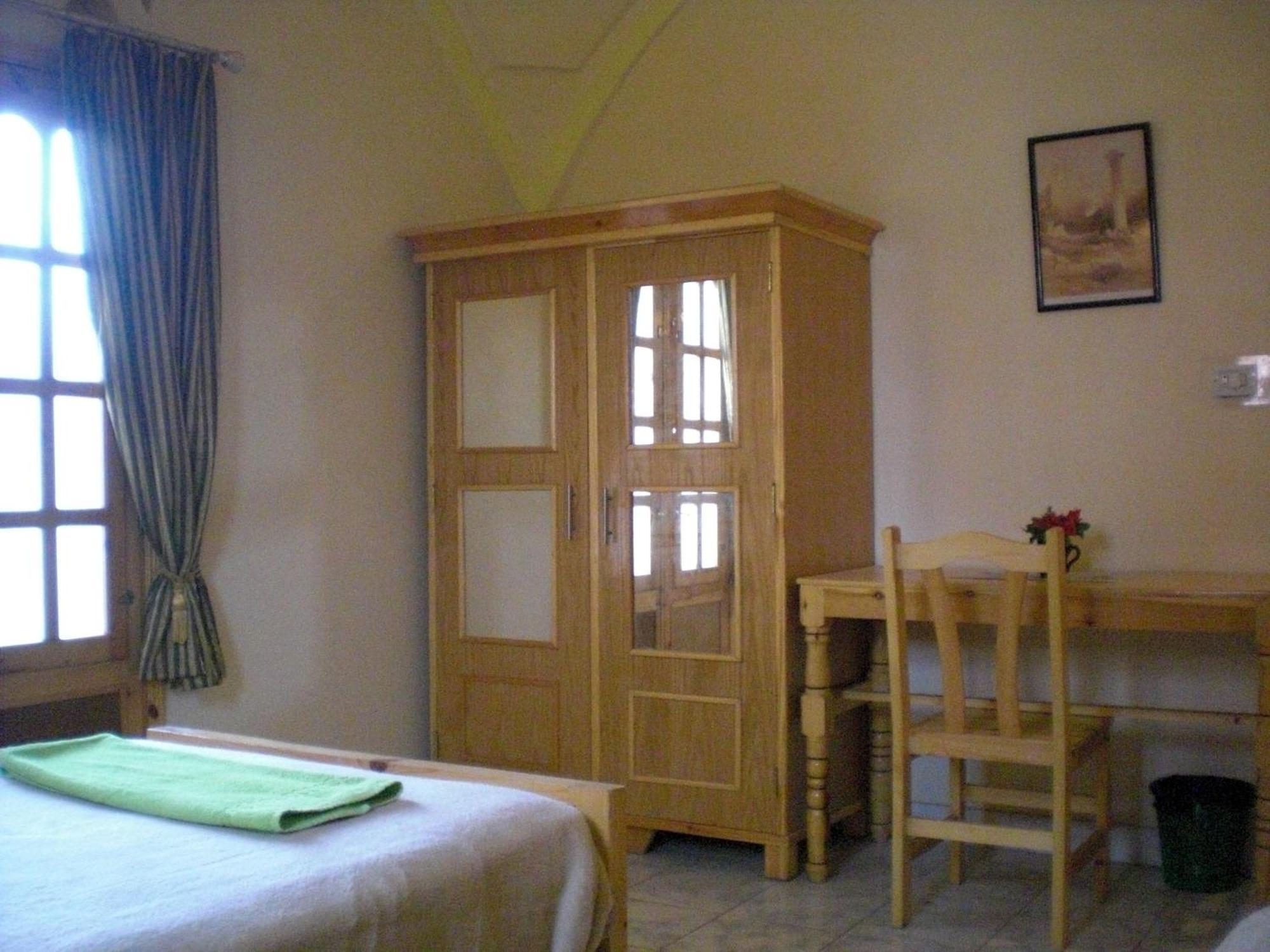 El Fayrouz Hotel Luxor Kültér fotó