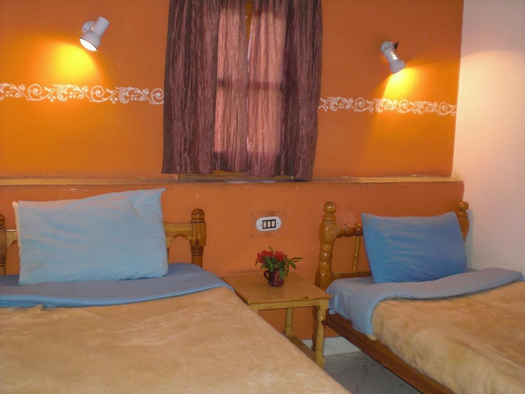El Fayrouz Hotel Luxor Szoba fotó